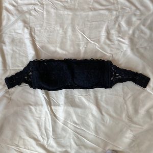 Strapless Lacey Bra